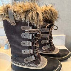 Sorel Joan of Arctic Women's Waterproof Snow Boots with Faux Fur Trim